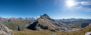 A panorama looking straight at the Pointe de Chardonnière