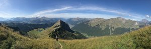 A wide panorama from the Pointe d’Angolon